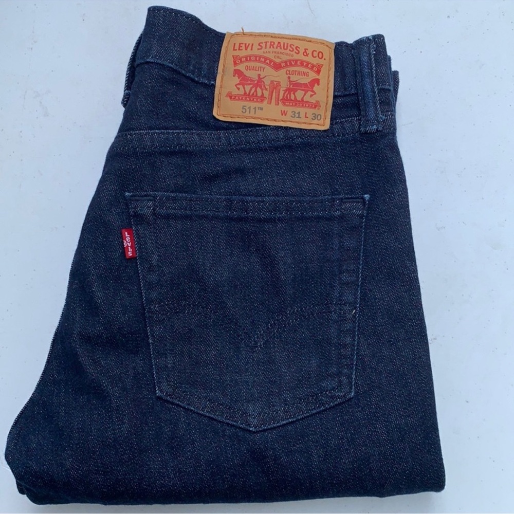 Men Levi jeans size 31×30 style 511